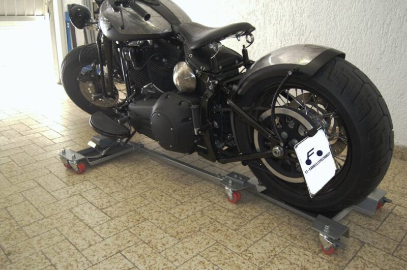 Ft1C con moto custom